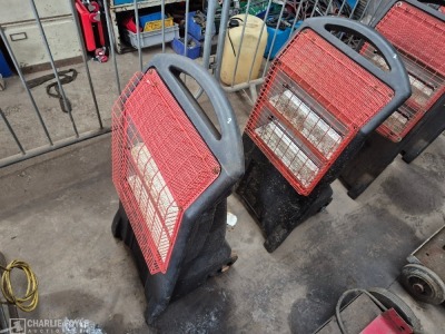 2 x Rhino TQ3 H029400 &ndash; 230V Infrared Heaters - 2
