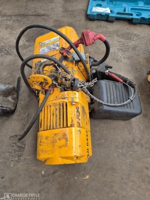 2021 Kito Corp 250kg 3m Electric Chain Hoist - 6