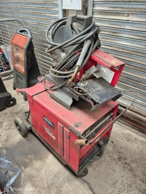 Lincoln Electric Idealarc CV400-1 Mig Welder - 9