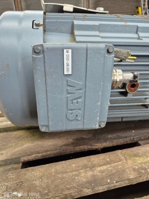 2021 SEW KH97 DRN200L4/TF/NIB, kW 30 S1 Electric Motor & Drive - 9