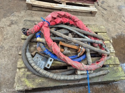 Hydraulic Pipes & Valves from Volvo FH Tipping Equipment Pump - 3