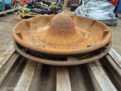 2 x Cast Iron Pig Feeders - 2