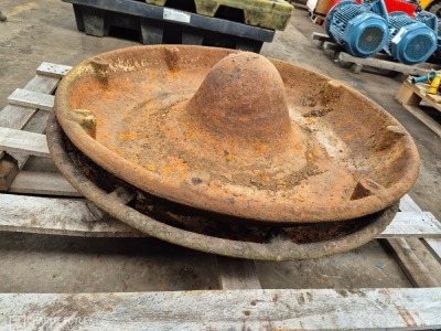 2 x Cast Iron Pig Feeders - 3