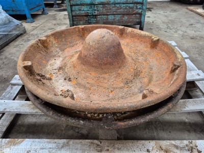 2 x Cast Iron Pig Feeders - 5