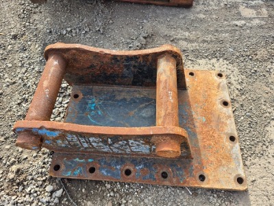Head Stock, 80mm Pins, Internal Width 330mm - 7