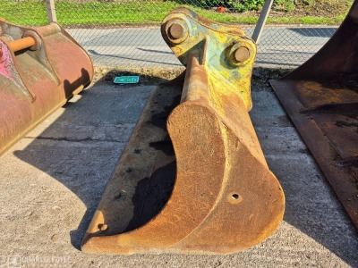 2700mm Ditching Bucket, 100 mm Pins - 8