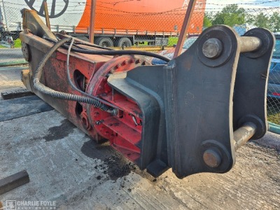 La Bounty 2500 Hydraulic Rotating Shear, 100mm Pins