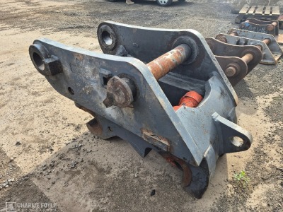 2015 Tefra Hydraulic Quick Hitch