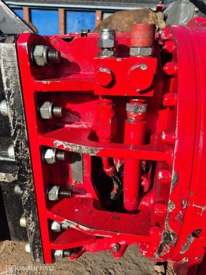 Trevi Benne CB12RS Hydraulic Rotating Shear, 80mm Pins - 12