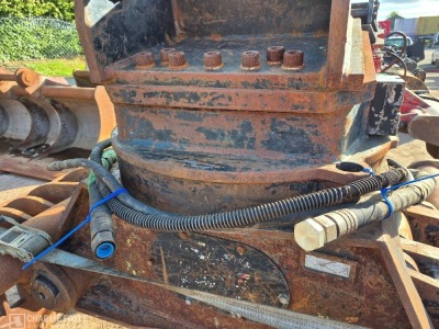 Caterpillar G325B Rotating Selector Grab, 90mm Pins - 4