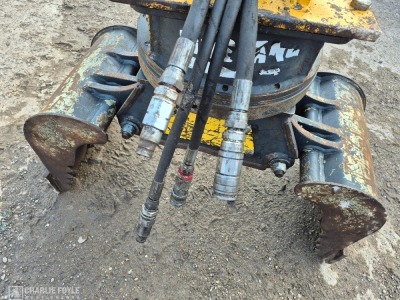 2023 Mustang Hydraulic Rotating Grab, 35mm Pins, - 3