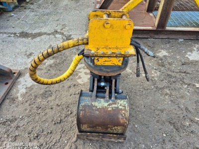 2023 Mustang Hydraulic Rotating Grab, 35mm Pins, - 6