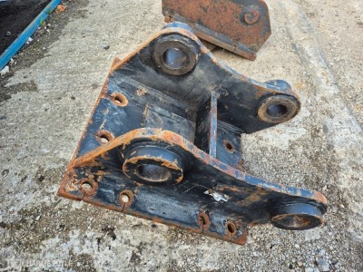 Head Stock, 90mm Pins, Internal Width 430mm - 3