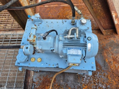 Fabricated Hydraulic Attachment Test Rig - 7