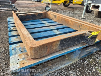 3x Fork Lift Forks - 2