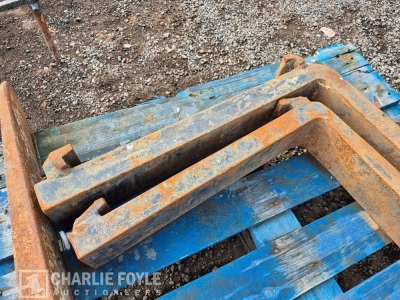 3x Fork Lift Forks - 8