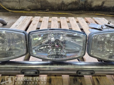 LA Lightbars 6 Spotlight Chrome Roof Bar - 5