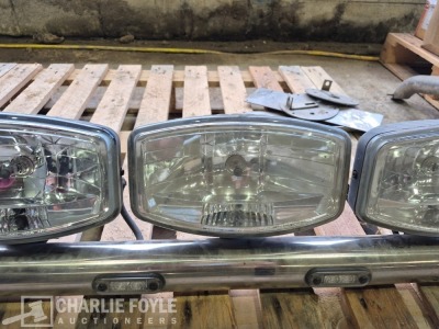 LA Lightbars 6 Spotlight Chrome Roof Bar - 6