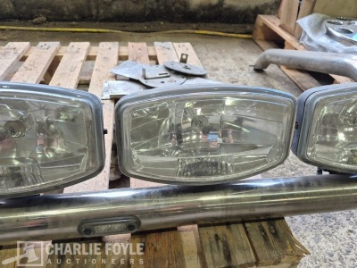 LA Lightbars 6 Spotlight Chrome Roof Bar - 7