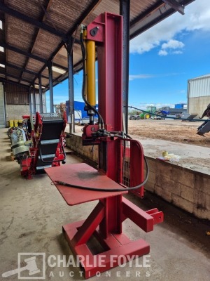 Hydraulic Log Splitter - 8