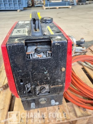 Zumro RES Q Hydraulic Jaws Of Life Kit - 9