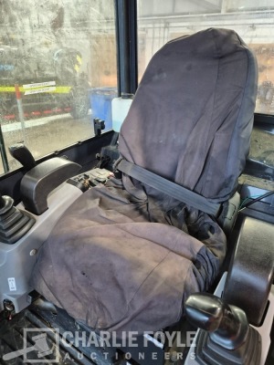 2022 Kubota KX018-4 Mini Digger - 36