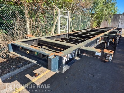 2001 Montracon Tri Axle Rear Steer Skeletal Trailer