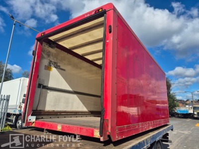 2013 Paccar 5m Box Van Body