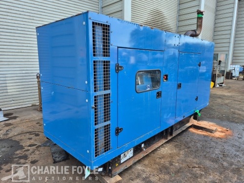 2006 SDMO J300K 3 Phase 300kVA Generator