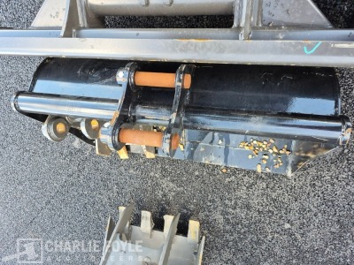 2026 X-Pro NM-E27 Mini Digger - 11
