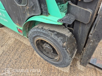 Mitsubishi FD30N Diesel Forklift - 5