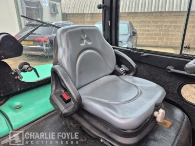Mitsubishi FD30N Diesel Forklift - 9