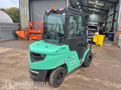 Mitsubishi FD30N Diesel Forklift - 11