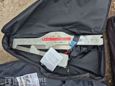 4x Studbite Hoists & Condenser Split Unit Hoist - 3
